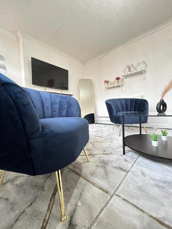 Entire 3 Bedroom Luxury Apartment In London With Private Balcony Экстерьер фото